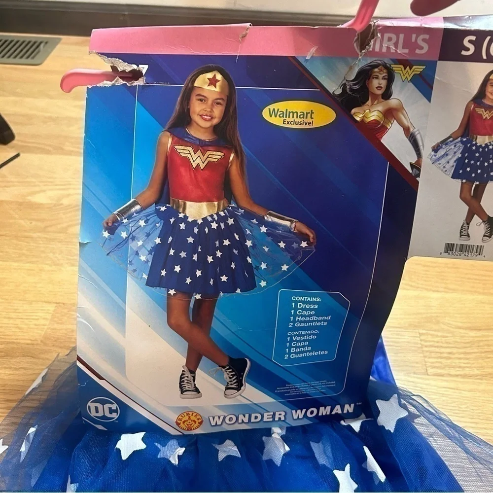 Wonder Woman Kids Costume NEW Small 6/6X Blue Girls Cape Dress Star